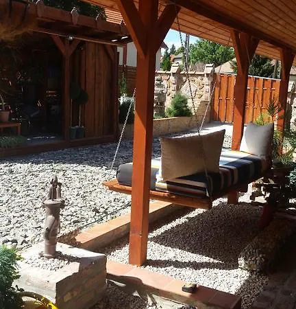Gasthof Zsolnay Apartmanhaz