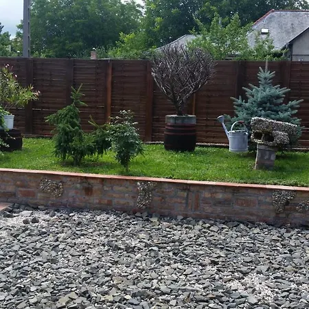 Zsolnay Apartmanhaz Pécs